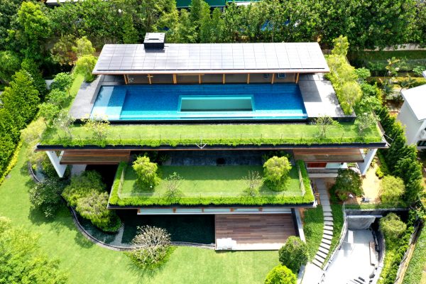 1_Sky Pool House_Feature